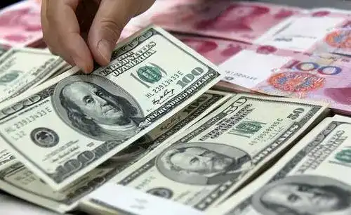 中国人民银行决定于 7 月 15 日下调金融机构存款准备金率 0.5 个百分点